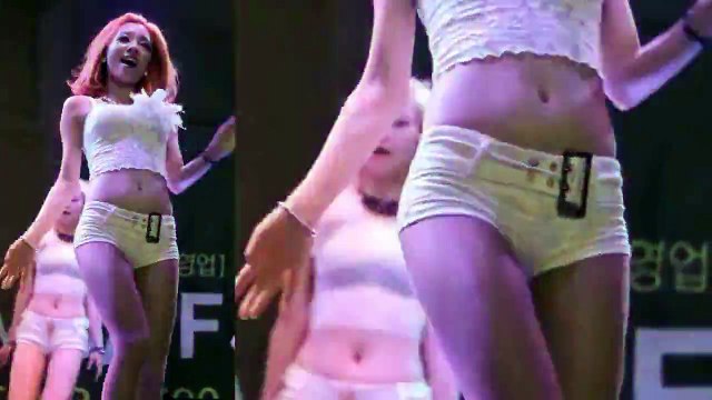 [직캠-Fancam] 150817 로즈퀸(Rose Queen) (지니) 댄스공연 AOA-심쿵해 @ 동대문 Hot Dance