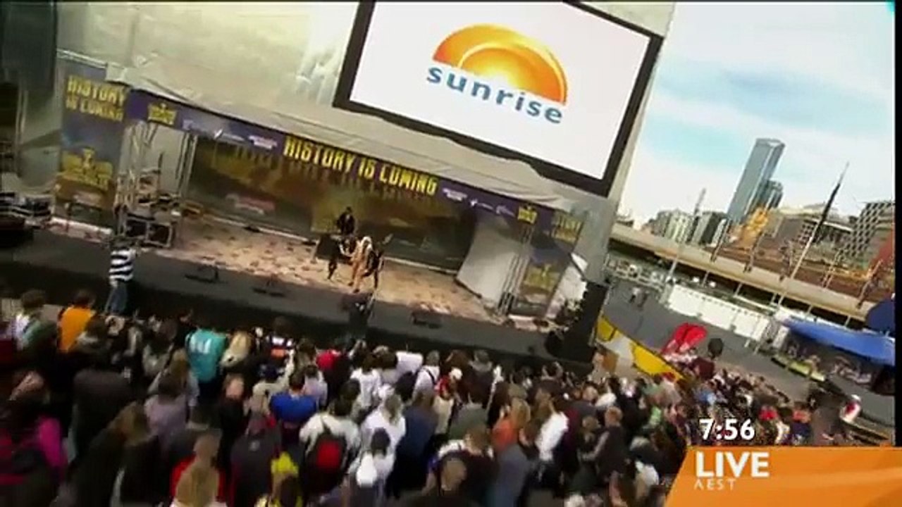 Lady GaGa - Just Dance (Live at Sunrise)