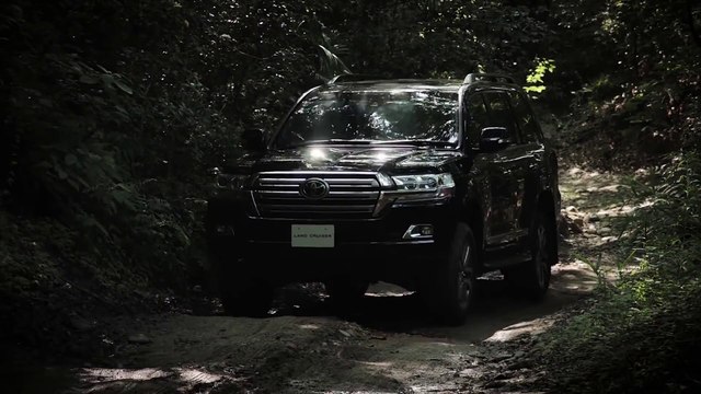 Giá xe Toyota Land Cruiser 2016 - 0906.08.0068