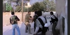 A Syrian Rebel Gets Shot In The Arm   Syrian War