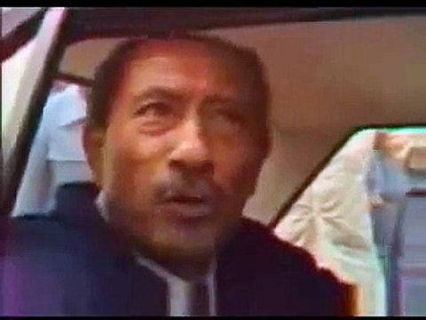 Rare Footage of President Anwar Sadat demanding the release of the Shah