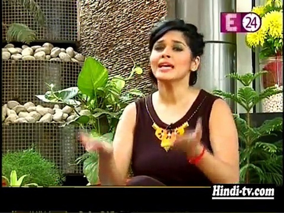 Ye Hain Mohabatein-24 AUG 2015-Rinki Ke Bag Ki Jaanch Padtal