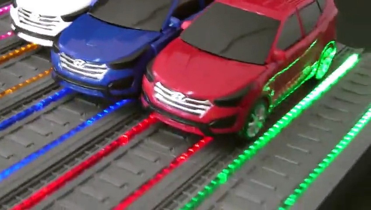 헬로카봇 싼타페 슬림 자동차 변신 장난감 불빛 놀이 Hello Carbot Santafe Slim Cars Toys