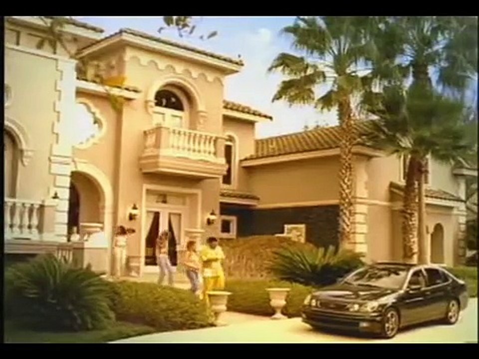 Baila Conmigo - Zion y Lennox (Video Oficial)