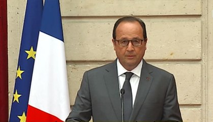 Hollande salue le courage des héros du Thalys