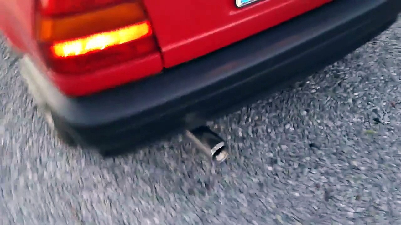 Polo 86c 1.3i 8v AAV 55hp Exhaust sound revving (FOX exhaust catback)