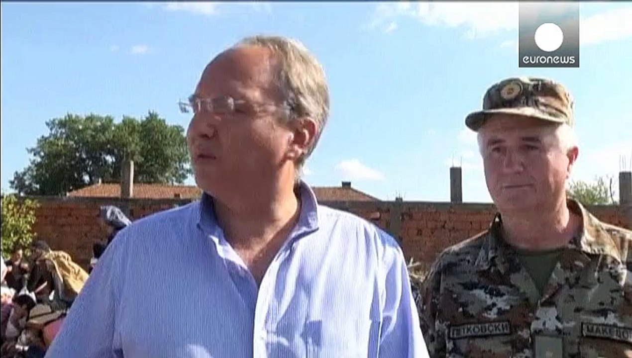 Les autorités macédoniennes affrètent des trains pour les migrants