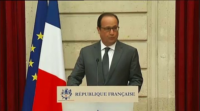 Hollande fait chevaliers de la Légion d'honneur les trois Américains et le Britannique [24.08.2015].