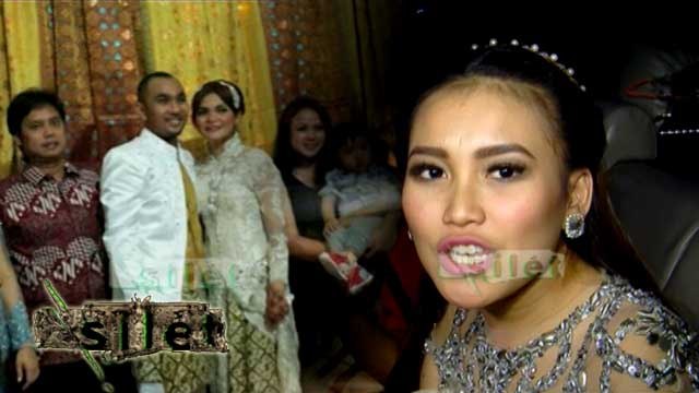 Mantan Suami Nikah Lagi, Ayu Dilamar Shaheer - Silet 24 Agustus 2015