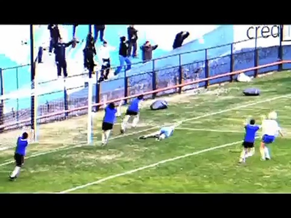 Pity Alvarez como Maradona
