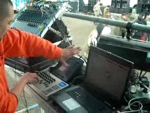 live arakneed 1 tekos dax