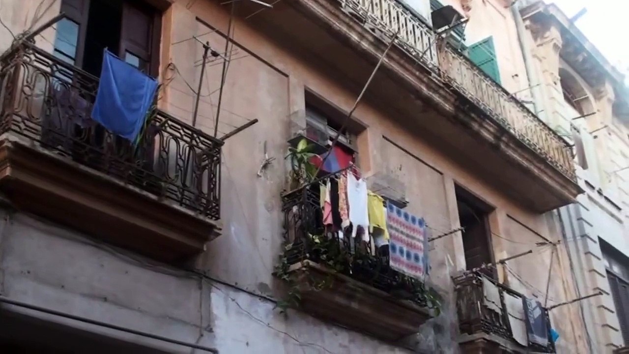 walking in the streets of Havana, Cuba, 2013