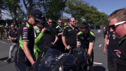 Un tour de l'Ile de Mans avec la Kawasaki H2R