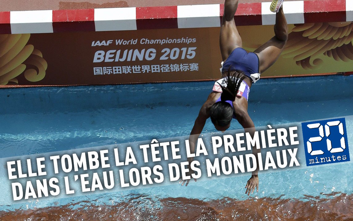 La superbe chute dans l'eau de Rolanda Bell