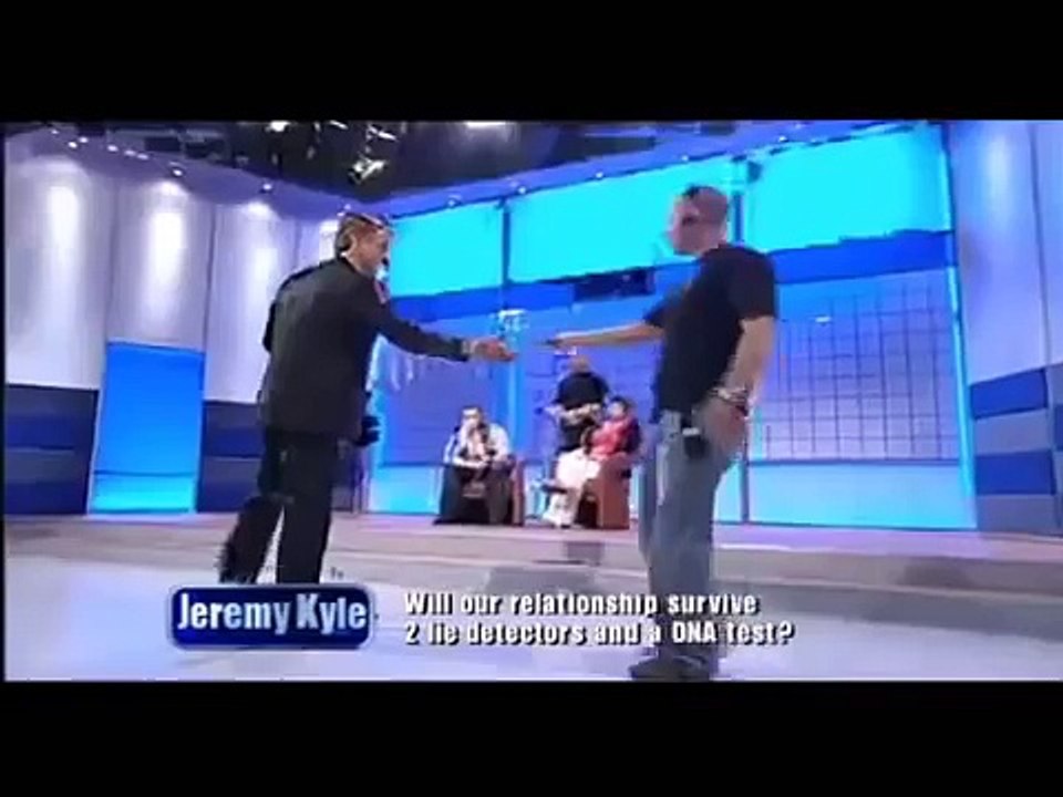 Jeremy Kyle ATTACKED!