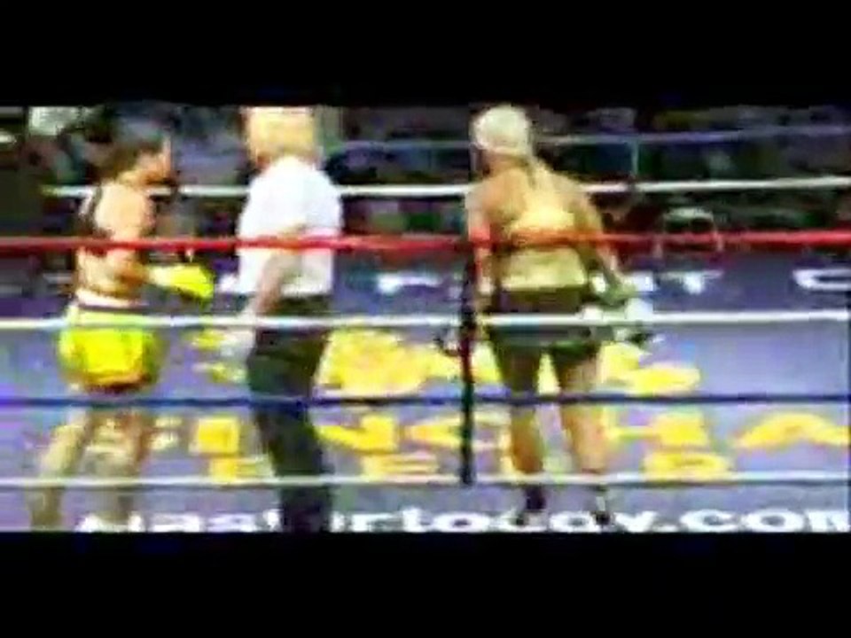 LaTasha Marzolla fights muay thai