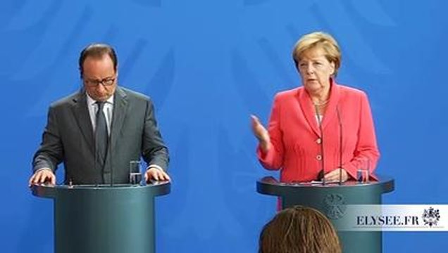 Conférence de presse conjointe avec la chancelière Angela Merkel au sujet des migrants