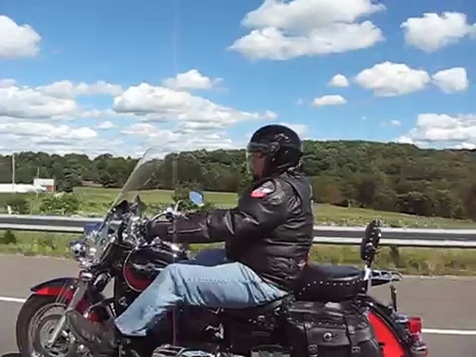 2004 Kawasaki Vulcan 1500 on highway