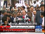 Nawaz Sharif Governor SINDH ko tabdeel karne ke sawal ko GOL kargaye