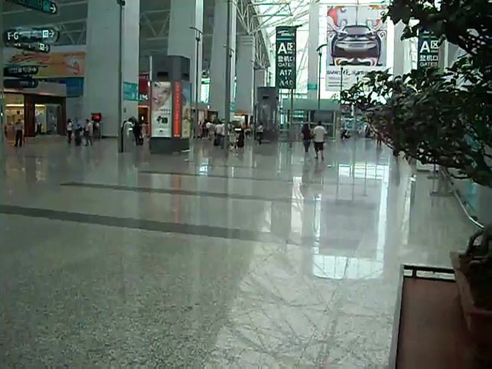 Guangzhou Airport Baiyun (CAN) Impressive inside