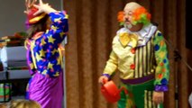 spectacle de clowns Noel 2013  avec momo, mimi et lady Galga