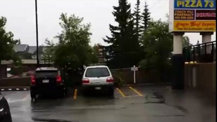 Calgary au Canada en plein mois d'Août. Il neige. Normal, quoi