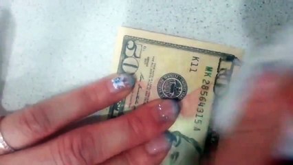50 Gibi Gözüken 10 Dolarlık Banknot