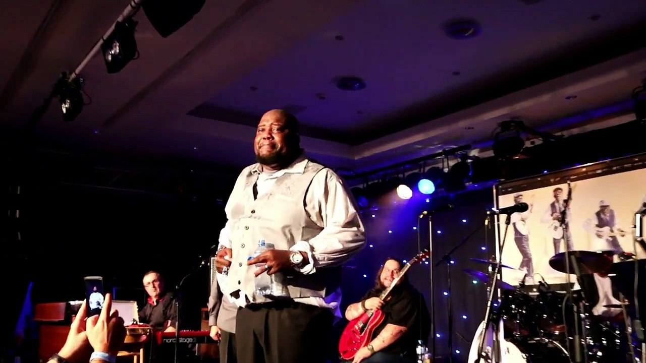 Sugaray Rayford Band feat. Bob Corritore - "Worry Worry Worry" [Lucerna 15/11/2014]