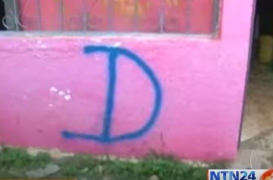 Colombianos residentes en Venezuela denuncian que sus casas son marcadas para demolerlas