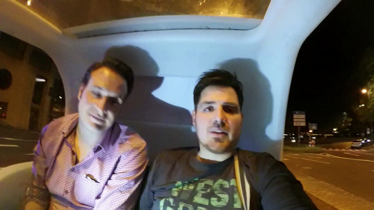 Nerdkino labert...in der rikscha!