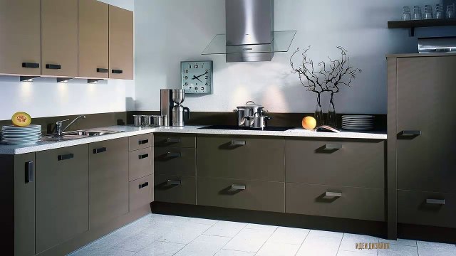 Дизайн кухня в стальных тонах