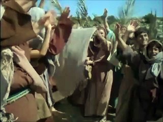 35)  ENTRADA TRIUNFAL EN JERUSALEN Y JESÚS LLORA. (LUCAS 19:35-44)