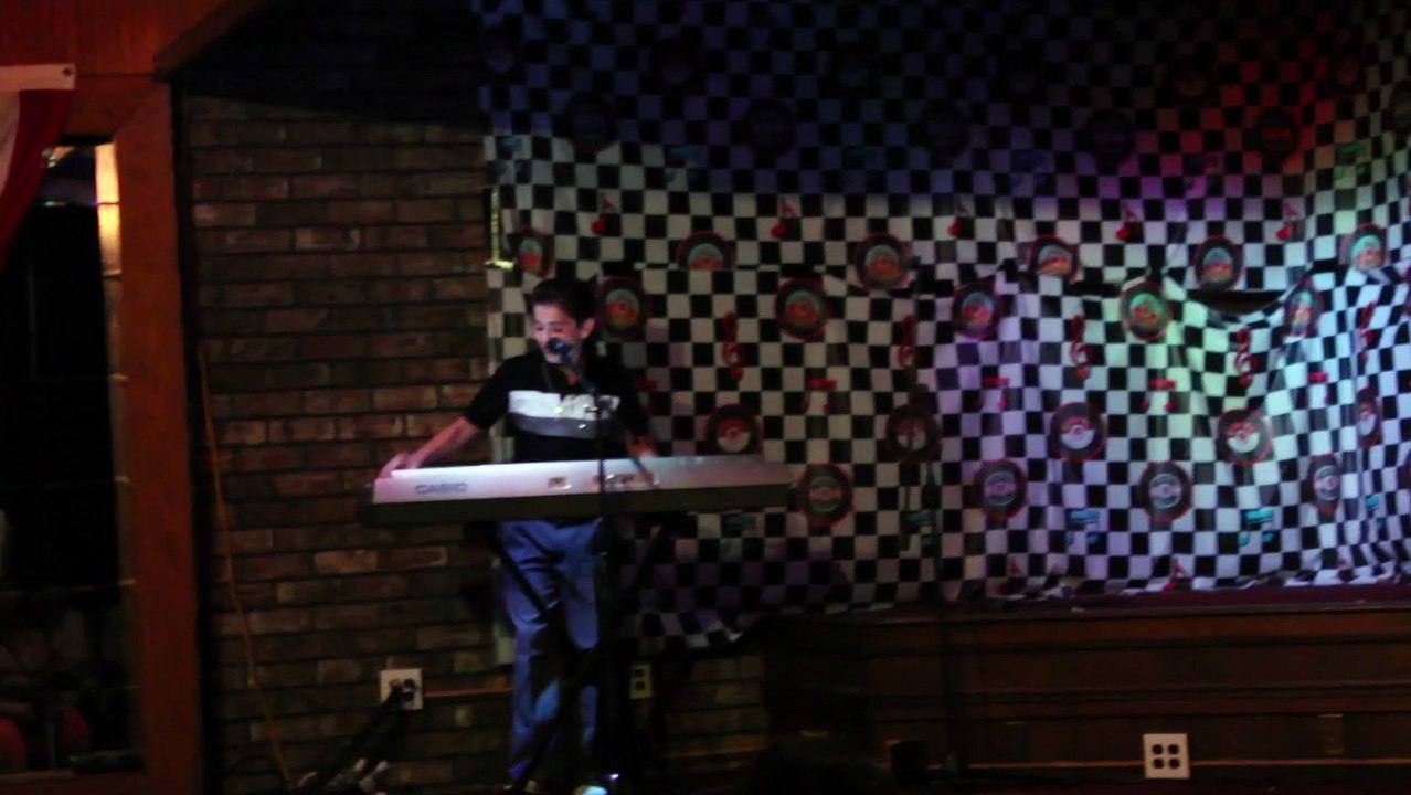 Rockin' Raffi live at MJ's Oldies at Elvis Week 2015