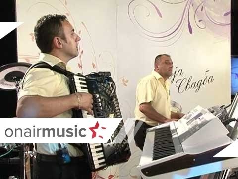 Stojne Nikolova i Grupa Molika Cik Pogodi