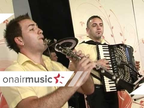 Bobi i grupa Molika - Snosti sakav da ti dojdam.mpg