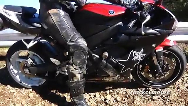 R1 Crash Motorcycles Lowsides – YouTube