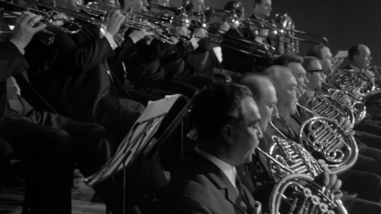 Dvořák: Symphony No. 9 "From the New World" / Karajan · Berliner Philharmoniker