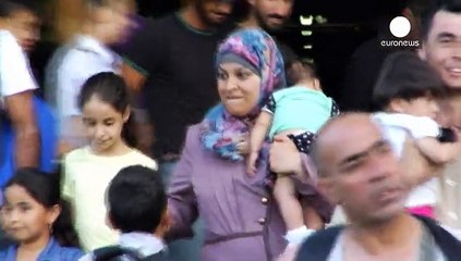 انتقال پناهجویان از جزایر یونانی دریای اژه به سمت مرز مقدونیه