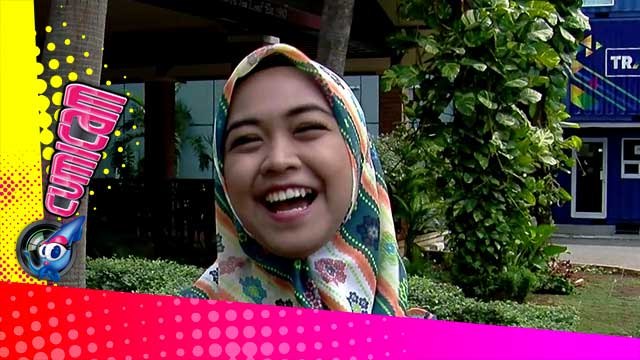 Ria Ricis 'Dilamar' Produser TV - Cumicam 25 Agustus 2015