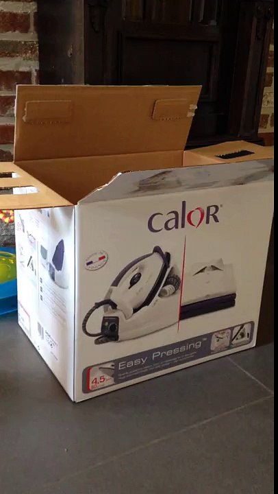 Funny Box Fail for Clumsy Cat