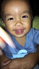 Funny videos - Baby laughing at Camera