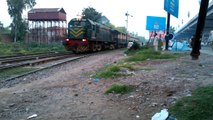 Pakistan Railways:205up Babu Passenger Departuring Gujranwala City