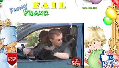 Funny Wig Malfunction 4ftp7rYSzDo