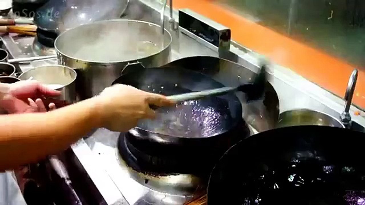 How to Cook Fried Fish in Chinese Wok Properly
