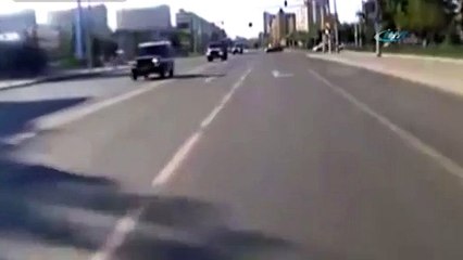 Kamyon devrildi: Askerler yola saçıldı