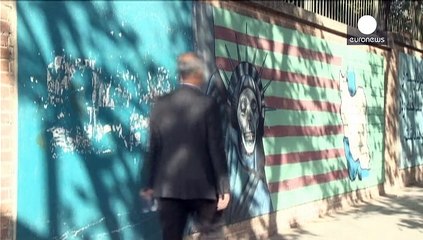 Tahran'da İngiltere büyükelçiliği 4 yıl sonra yeniden açıldı