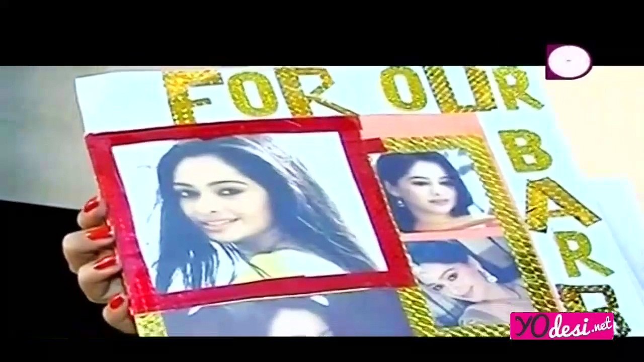 Arushi-Vihan Ke Chere Par Muskaan!!! - Satrangi Sasural - 25th August 2015