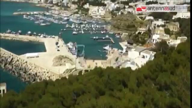 TGSRVago 24 santa maria di leuca morto operaio sotto crollo scuola ultimo