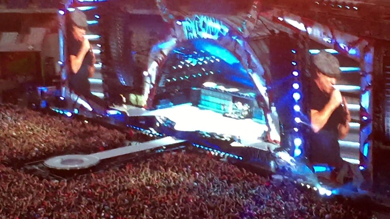 ACDC Thunderstruck Stade de France 26 mai 2015