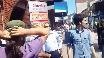 Hopa'da Veysel Eroğluna protesto